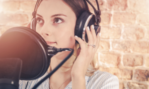 Read more about the article 4 Benefits of Professional Voice Overs for Small Businesses