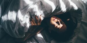 Read more about the article Here's your ultimate guide to 10× better sleep