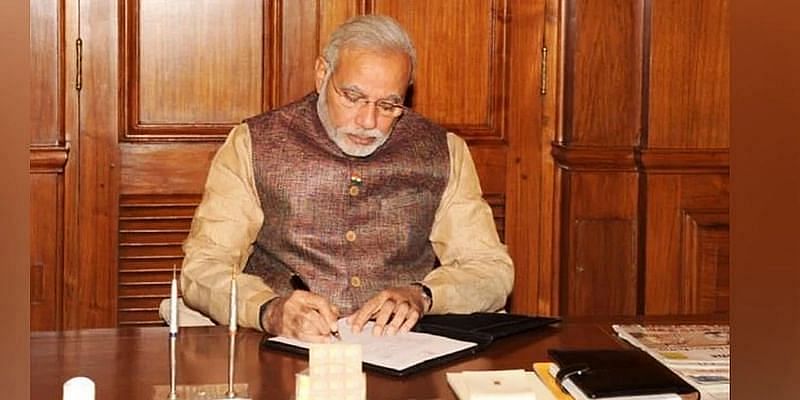 You are currently viewing PM Modi asks banks to develop innovative products for startups, fintech