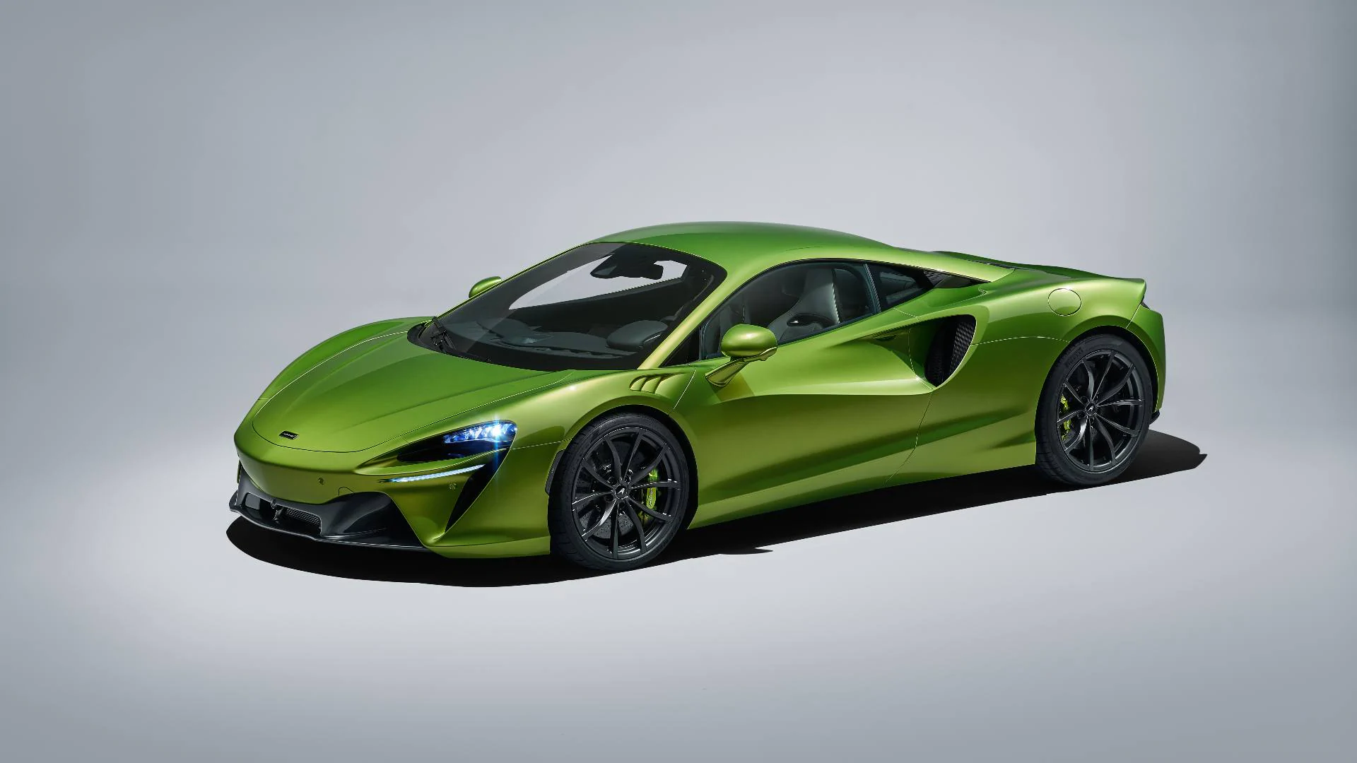 You are currently viewing McLaren Artura revealed as the brand’s first plug-in hybrid supercar, makes a combined 680 hp- Technology News, FP