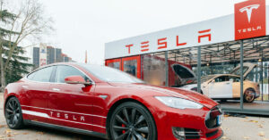Read more about the article Tesla To Set Up Electric Car Manufacturing In Karnataka