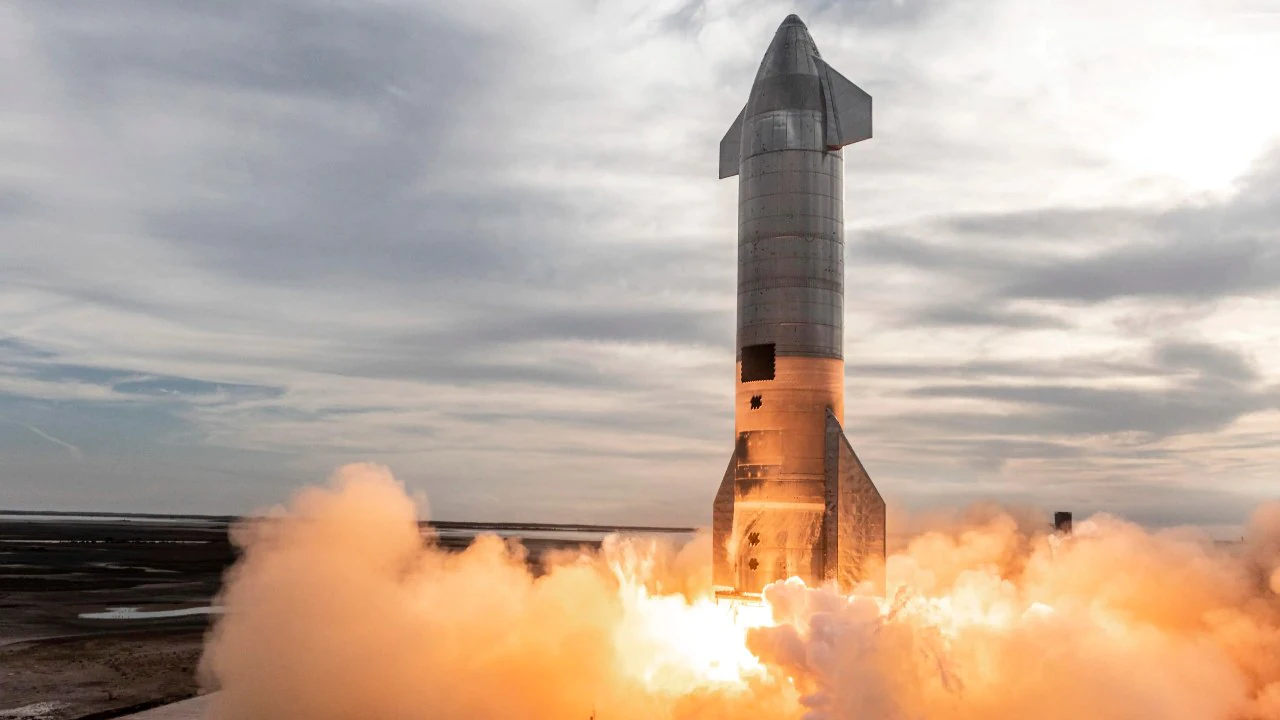 Read more about the article SpaceX’s Starship rocket passes fifth high-altitude flight test with flying colours- Technology News, FP