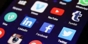 Read more about the article New social media rules may raise compliance cost, make competition tough for smaller firms: Industry watchers