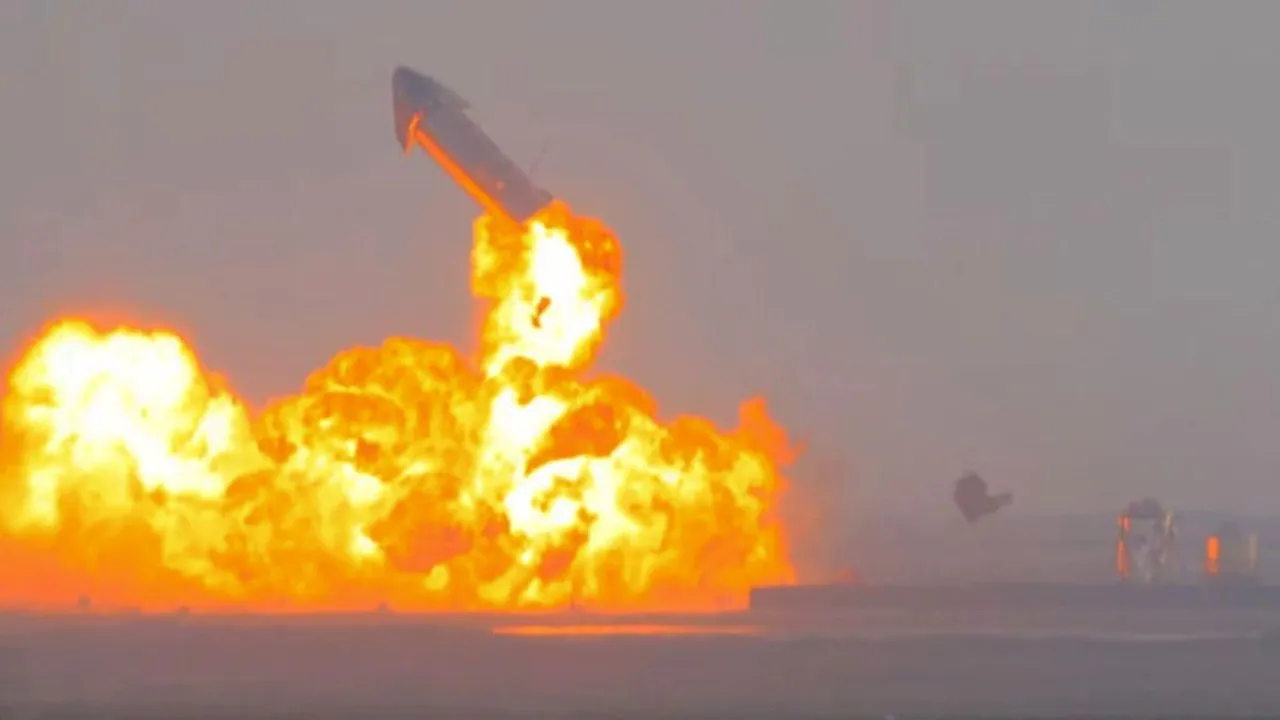 Read more about the article Elon Musk explains why SpaceX’s Starship SN10 engine blew up after landing safely- Technology News, FP