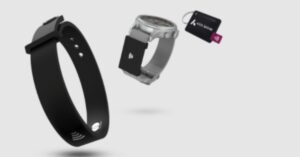 Read more about the article Axis Bank’s Wearable Device Shows The Contactless Future Of Payments