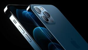 Read more about the article In 2022, Apple iPhone Pro model will sport a punch-hole selfie camera, iPhone SE will support 5G: Report- Technology News, FP