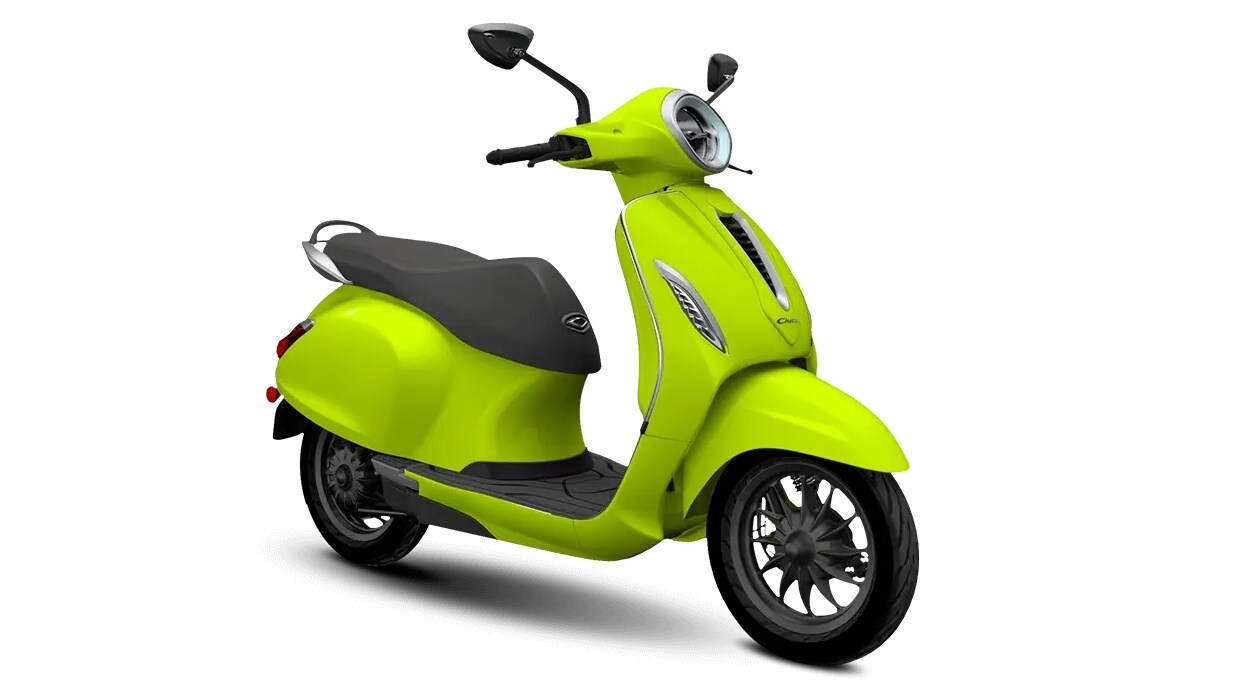 You are currently viewing Bajaj Chetak price hiked to Rs 1.43 lakh, bookings for electric scooter closed again- Technology News, FP