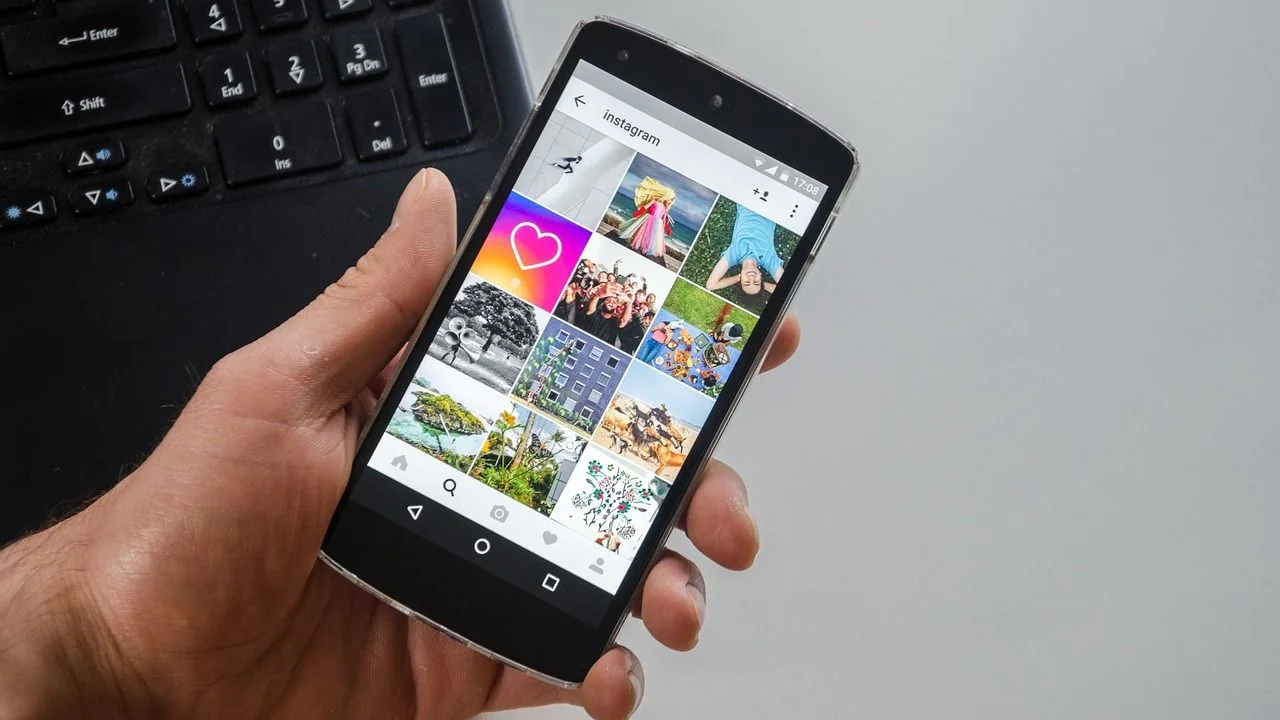 Read more about the article Instagram might soon let users post photos, videos directly from desktop: Report- Technology News, FP