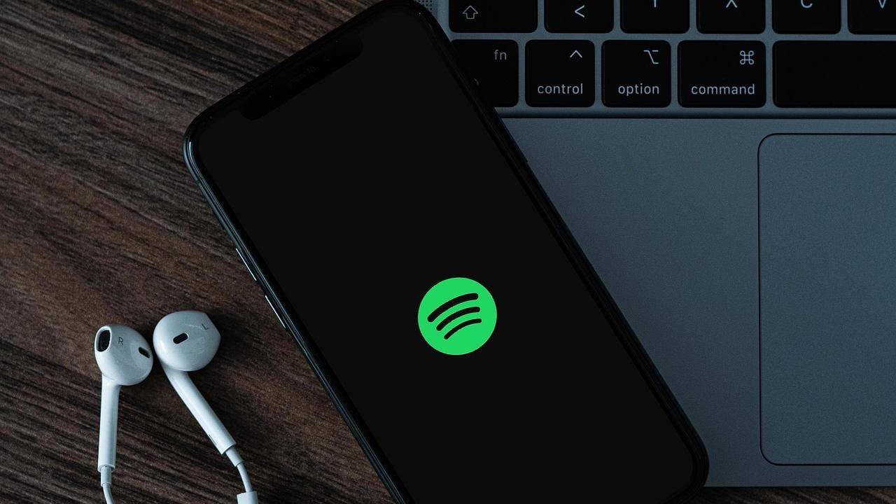 You are currently viewing Spotify introduces new features to make music and podcast sharing easier on Instagram and Snapchat- Technology News, FP