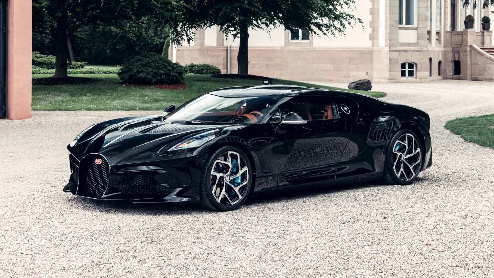 You are currently viewing Bugatti La Voiture Noire unveiled in production form, one-off costs over Rs 100 crore- Technology News, FP