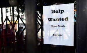 Read more about the article Cutting off unemployment benefits early is not pushing people to find work, data suggests