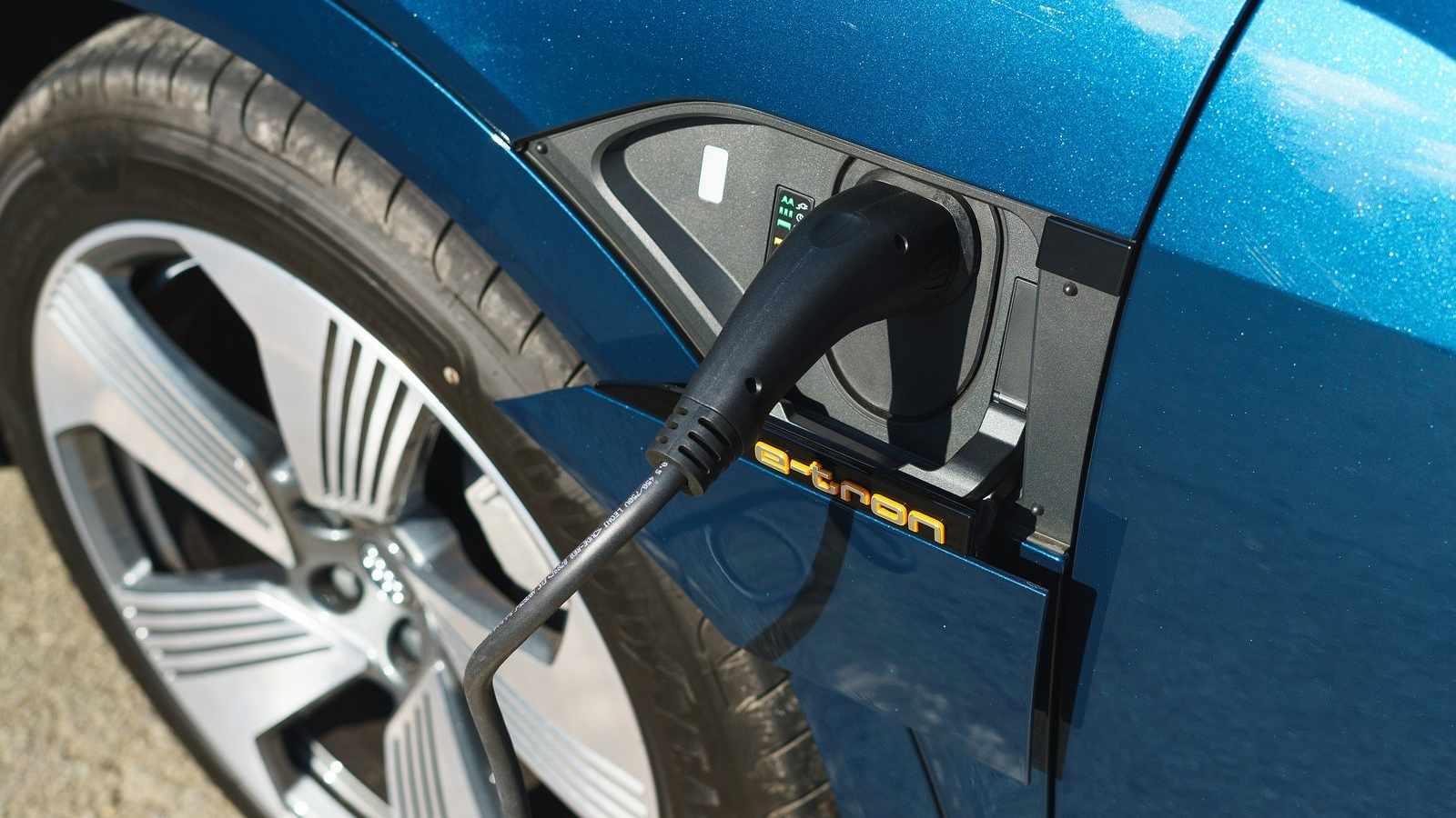 You are currently viewing Electric vehicle prices in Gujarat to be among the lowest in India- Technology News, FP