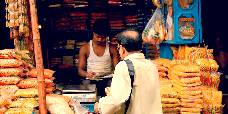 You are currently viewing Retail inflation hits six-month high of 6.3 pc in May on costlier food, fuel; wholesale inflation at record 12.94 pc