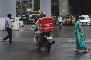 Read more about the article Zomato’s losses widen in first quarterly earnings since IPO – TC