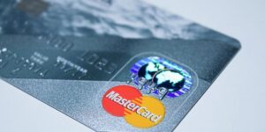 Read more about the article RBI bans Mastercard from onboarding new customers in India from July 22