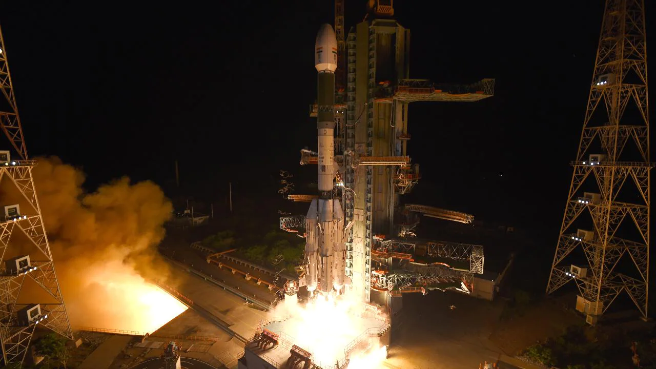 Read more about the article Glitch with GSLV’s third stage causes ISRO to lose its Earth observation satellite- Technology News, FP