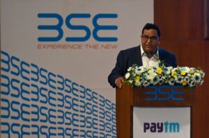 Read more about the article Paytm falls 27% on first trading day after India’s largest IPO – TC