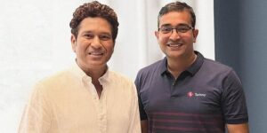 Read more about the article Sachin Tendulkar joins Spinny as strategic investor, lead brand endorser