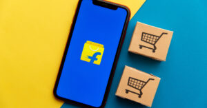 Read more about the article Flipkart’s Revenue Soars By 25% To INR 43,356 Cr In FY21