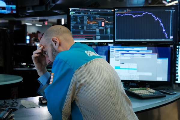 You are currently viewing Software stocks get punched in the face (again) – TechCrunch