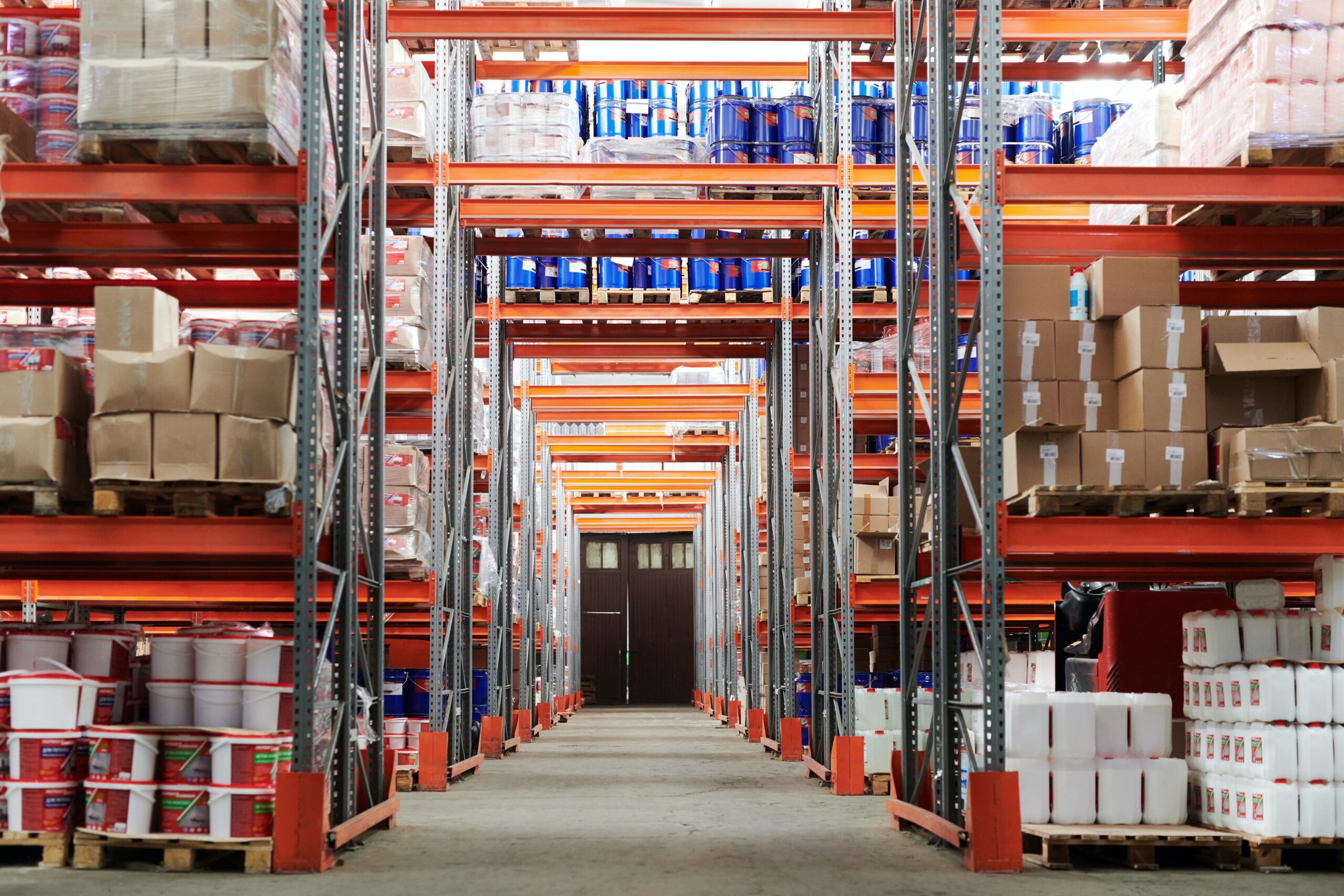 You are currently viewing How to Boost Employee Productivity in Your Warehouse