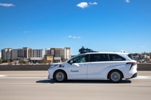 Read more about the article Aurora unveils test fleet of autonomous Toyota Sienna robotaxis – TechCrunch