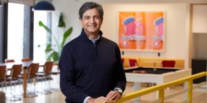 Read more about the article WeWork CEO Sandeep Mathrani named Chairman of the board