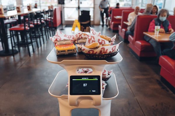 You are currently viewing Bear Robotics targets restaurant staffing shortages with another $81M raise – TechCrunch