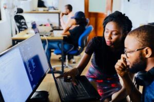 Read more about the article Microsoft partners with VCs, accelerators to back 10,000 startups in Africa – TechCrunch