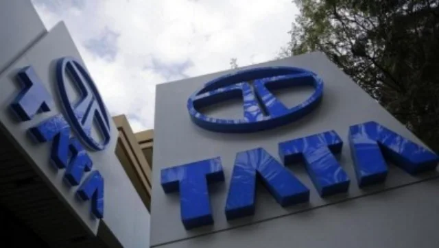 You are currently viewing Tata Motors to hike prices of commercial vehicles from April 1-Auto News , FP