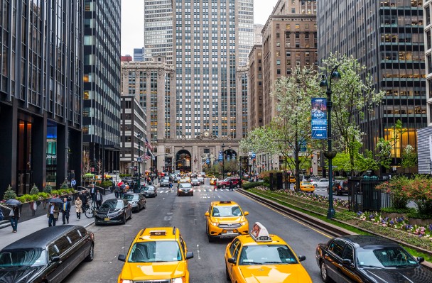 Read more about the article Uber seals a deal with NYC taxis, Aurora rolls into ride-hailing and LG Energy invests in North America – TechCrunch