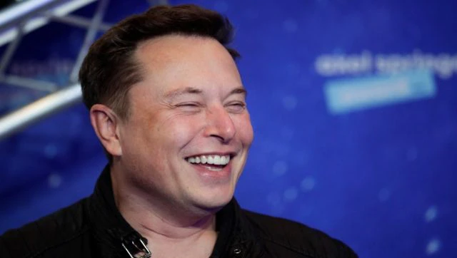 You are currently viewing Elon Musk calls himself a ‘free speech absolutist’. Is it yet another one of his Twitter jokes?- Technology News, FP