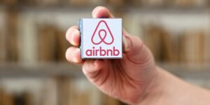 Read more about the article Airbnb founder Brian Chesky compares modern startup environment to 2008