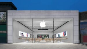 Read more about the article Apple chooses India over China for the production of its upcoming iPhones, iPads & MacBooks- Technology News, FP