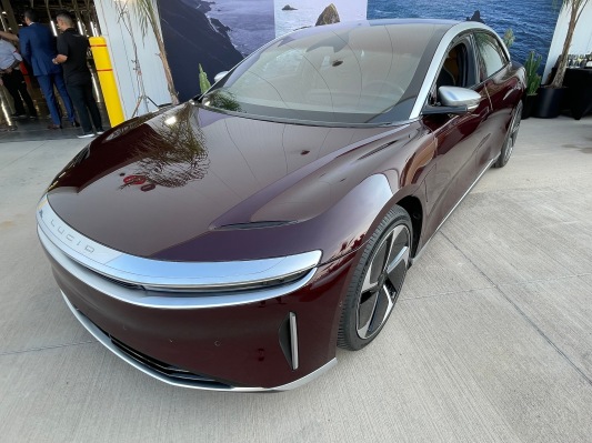You are currently viewing Lucid is raising prices on its luxury Air EV by as much as 13% – TechCrunch