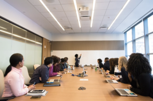 Read more about the article How to Create the Ultimate Conference Room