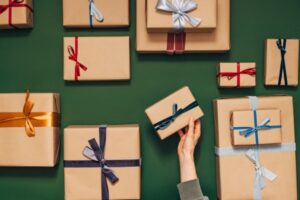 Read more about the article Dublin-based corporate gifting platform &Open raises $26M Series A led by Molten Ventures – TechCrunch