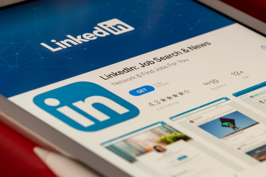You are currently viewing Top 10 LinkedIn Influencers (LinkedInFluencers) to Follow