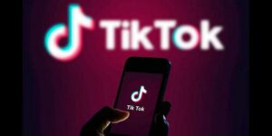 Read more about the article US FCC commissioner asks Apple, Google to ban TikTok
