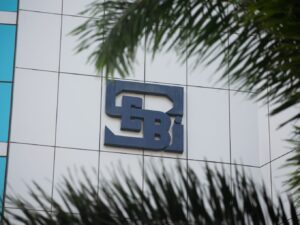 Read more about the article SEBI Surprises 20+ AIFs & PEs With Inspection Over Compliance