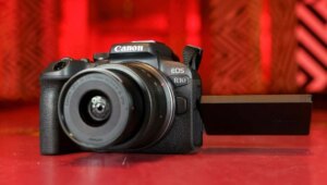 Read more about the article Canon India unveils EOS R10 mirrorless camera focussing on content creators and vloggers- Technology News, FP