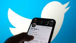 Read more about the article After “Paid Blue Tick,” Elon Musk is planning to make DMs or Direct Messaging on Twitter a paid feature- Technology News, FP