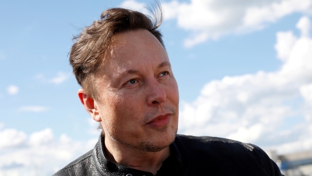 You are currently viewing Elon Musk blames ‘political activists’ for lying about Twitter’s moderation council & reinstating Donald Trump- Technology News, FP