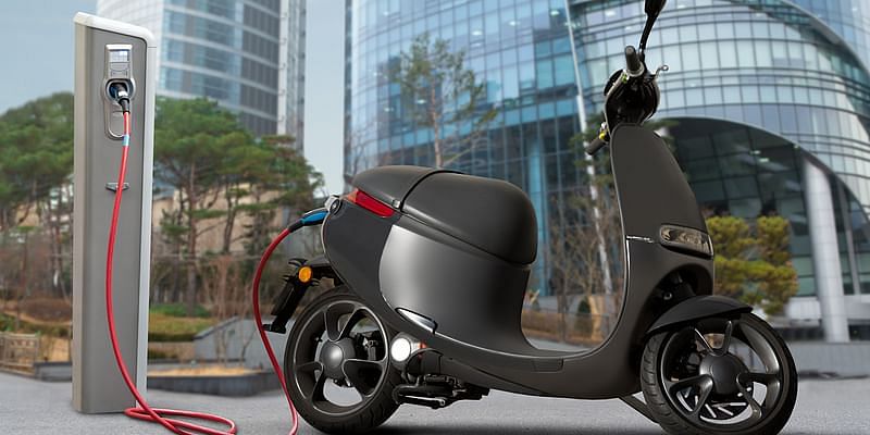 You are currently viewing India’s top EV two wheeler makers to refund customers for chargers