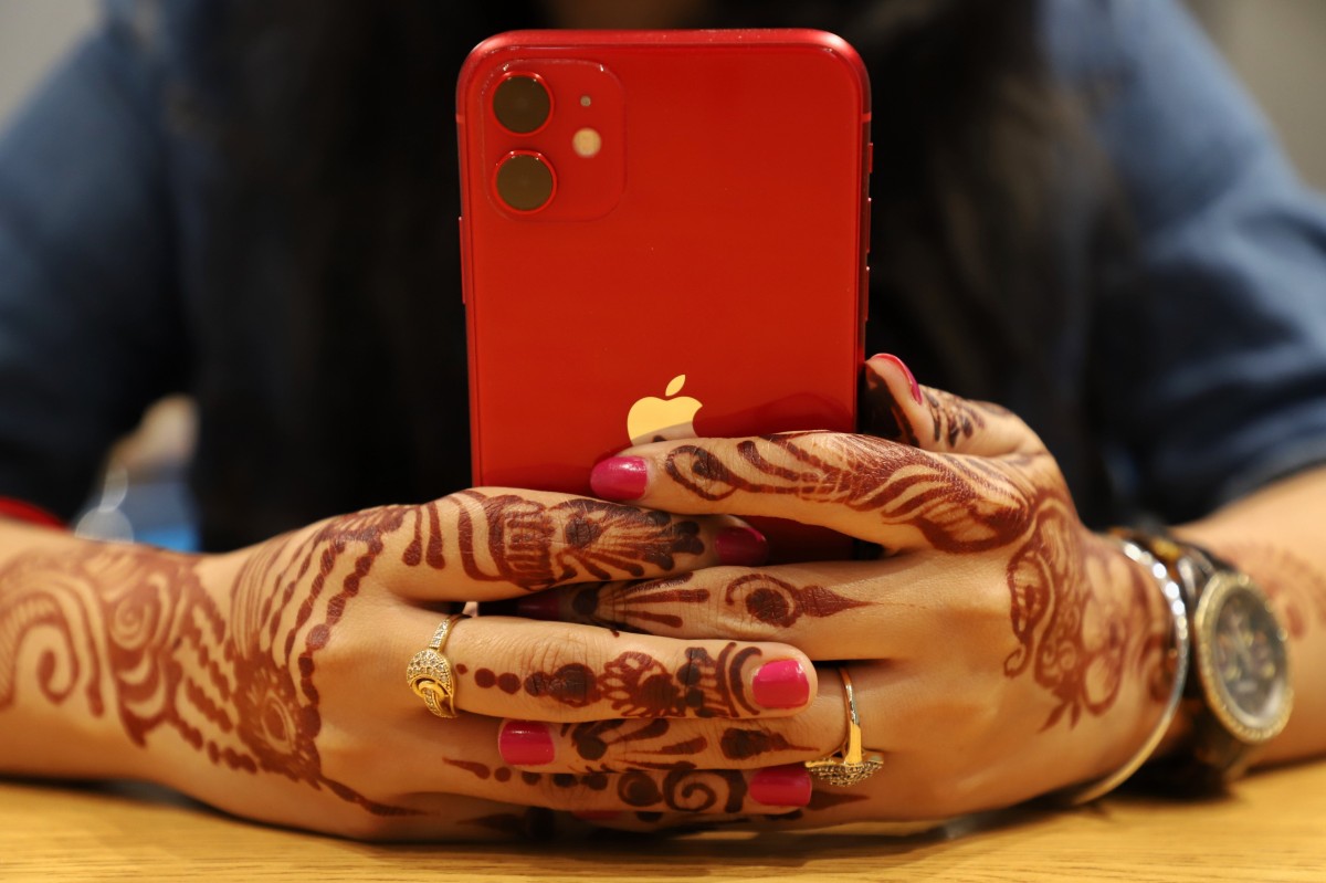 You are currently viewing Shipments of iPhone made in India surged 162% in value terms