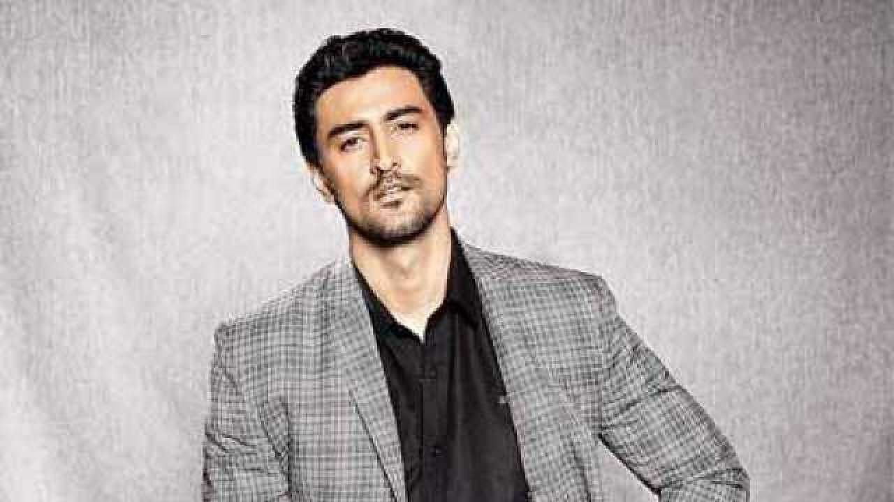 You are currently viewing Actor-entrepreneur-investor Kunal Kapoor reveals how you can pitch to him