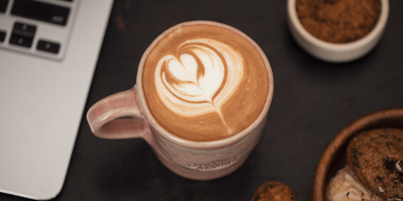 You are currently viewing Coffee and connectivity: 5 work cafes in HSR layout Bangalore