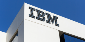 Read more about the article IBM, MeitY sign MoUs to help startups working in AI, semiconductors, quantum tech