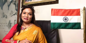 Read more about the article Kalpana Saroj: Slumgirl to India's Top Business Icon