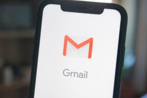 Read more about the article Gmail's gift to you: Instant package updates in your inbox